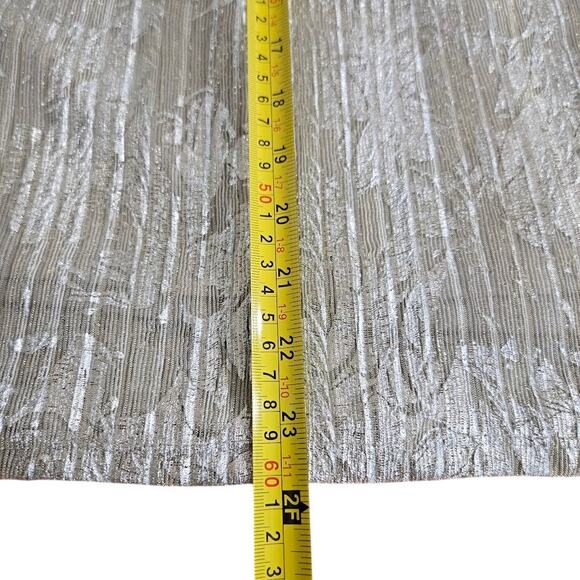 R&M‎ Richards Metallic Silver Sleeveless Blouse – Size 12 NWT - Picture 6 of 10